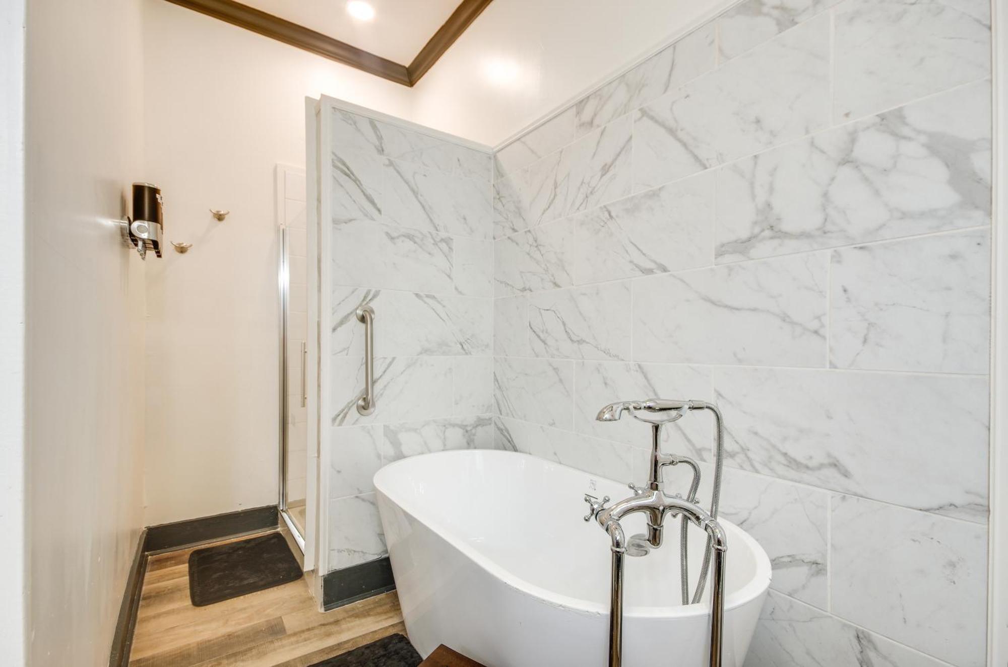 Modern Greenwood Studio Less Than 1 Mi To Downtown! Εξωτερικό φωτογραφία