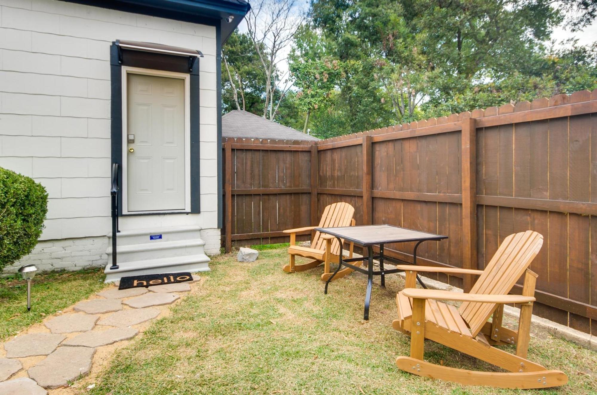 Modern Greenwood Studio Less Than 1 Mi To Downtown! Εξωτερικό φωτογραφία
