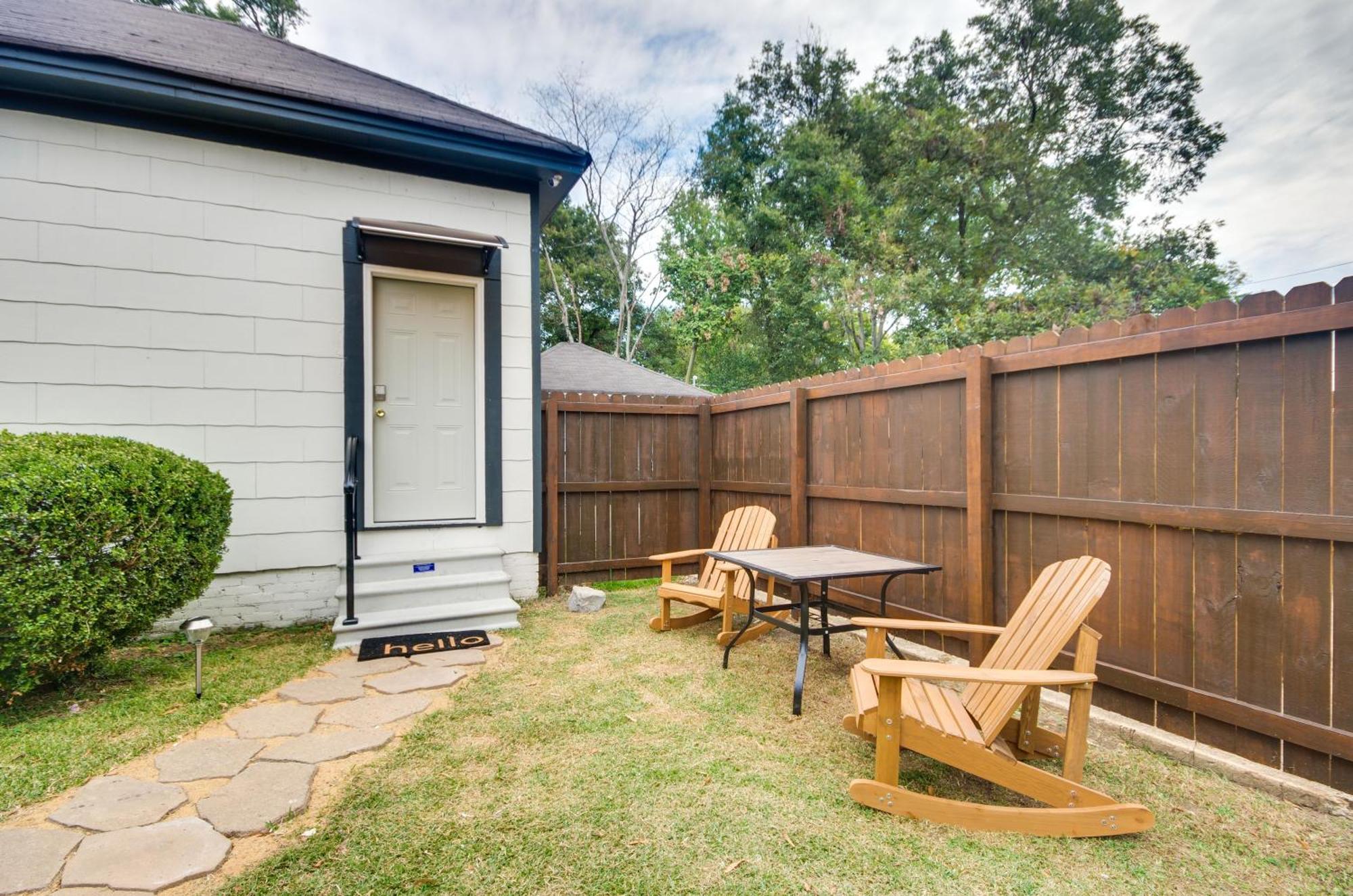 Modern Greenwood Studio Less Than 1 Mi To Downtown! Εξωτερικό φωτογραφία